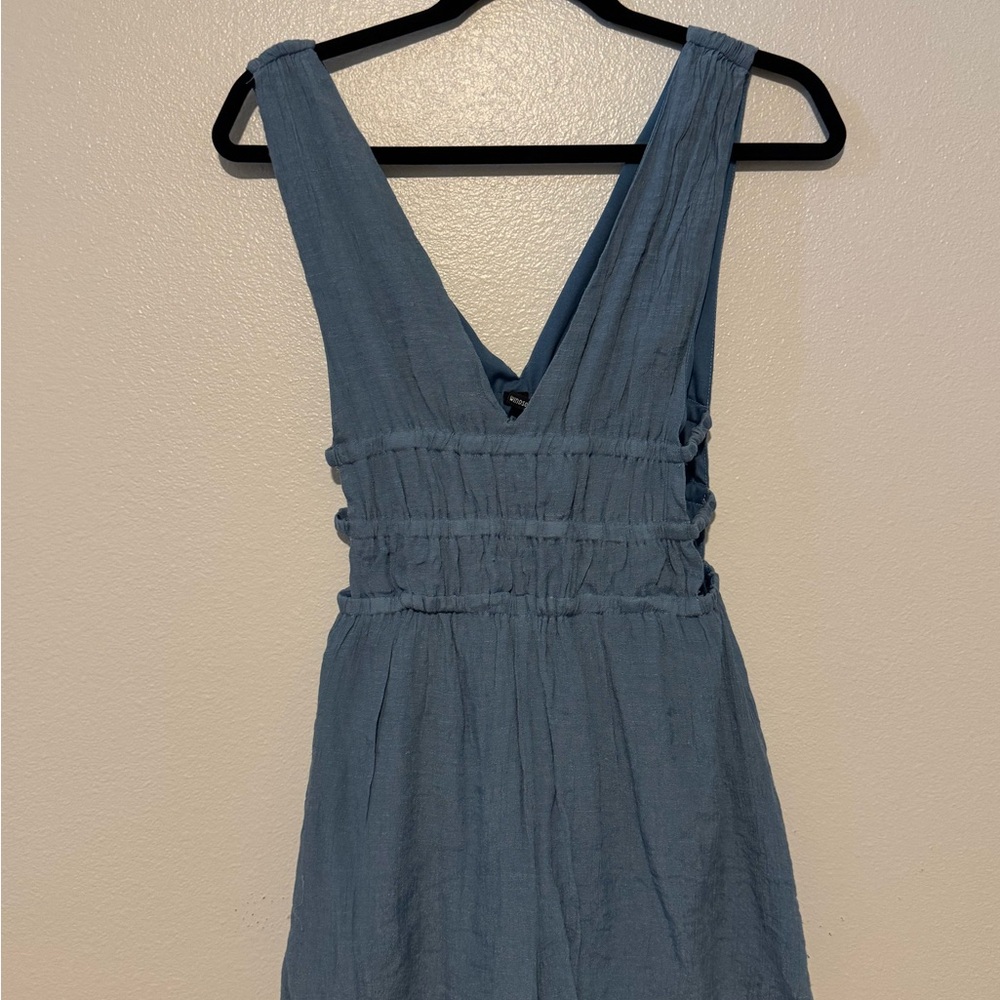 Blue Sleeveless V-Neck Dress